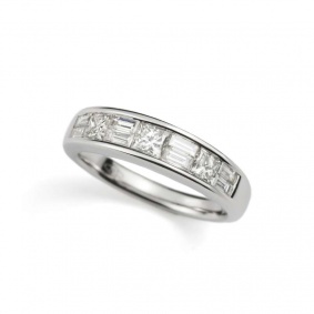 18k White Gold Princess and Baguette Cut Diamond Half Eternity Ring 1.15ct